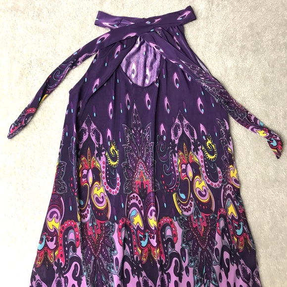 Cute Summer Halter Neck Short Beach Dress - Picture 6 of 9